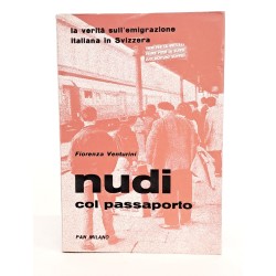 Nudi col passaporto