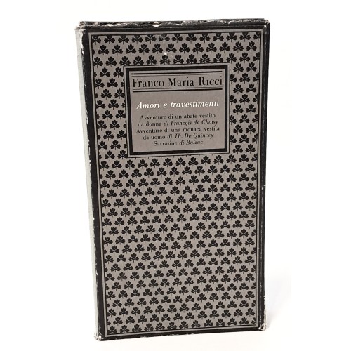 Amori e travestimenti