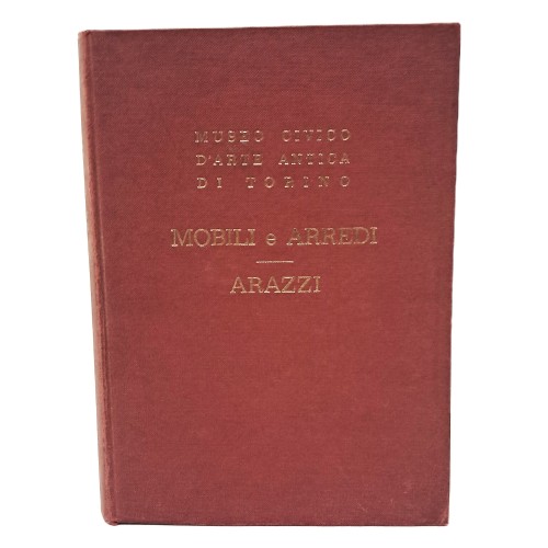 Mobili e arredi. Arazzi