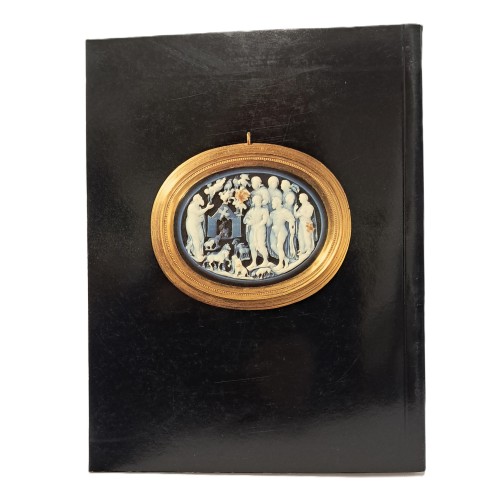 Jewelley through 7000 years